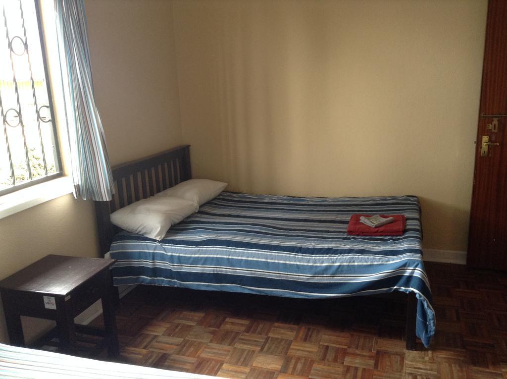 Teule Guest House Oloitokitok エクステリア 写真